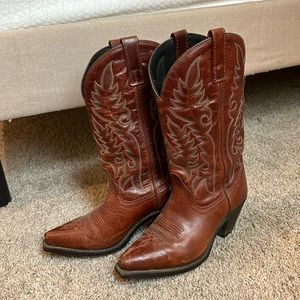 Laredo women's authentic western/cowgirl boots size 6.5